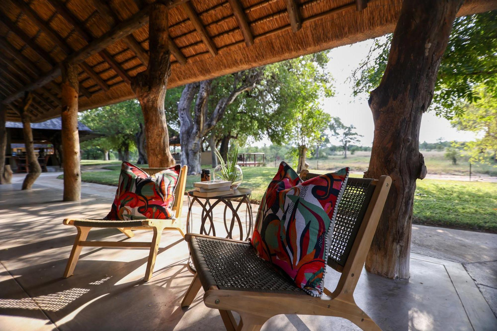 Senalala Safari Lodge Reserva Natural de Klaserie Exterior foto